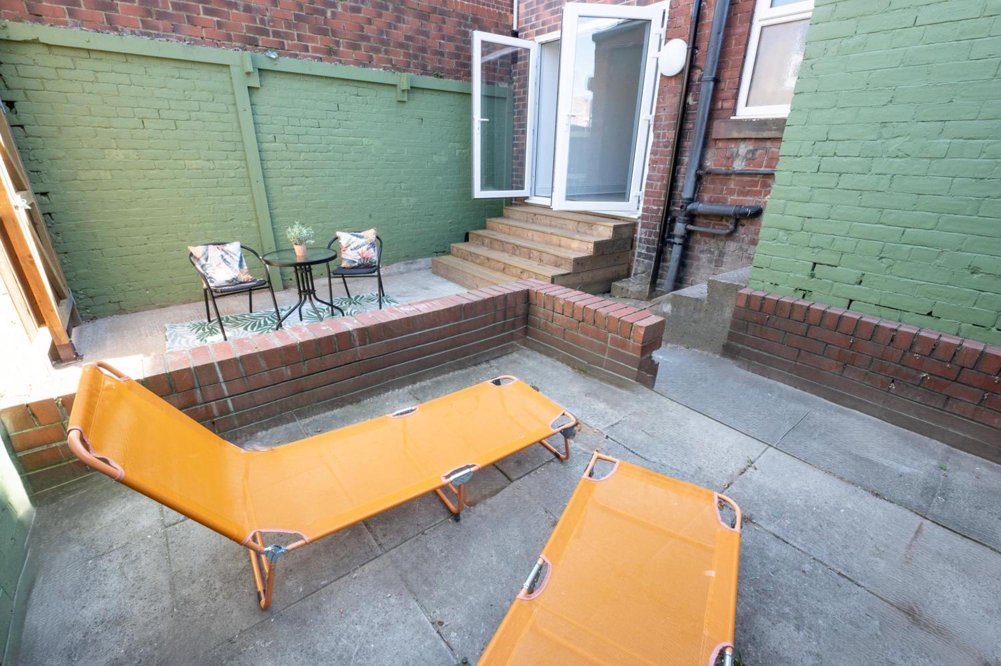 Wingrove 5 Bdrm Large House Free Parking And Wifi Newcastle upon Tyne